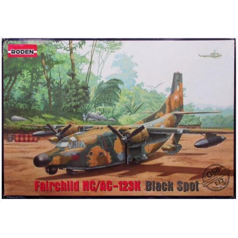 Maquette Plastique Avion 1/72 : FAIRCHILD NC/AC-123K Roden 058